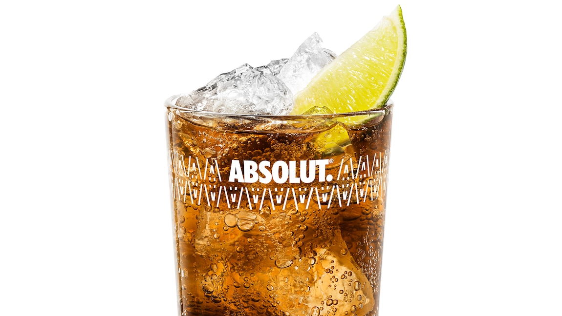 Malibu And Cola Ricetta Absolut Drinks