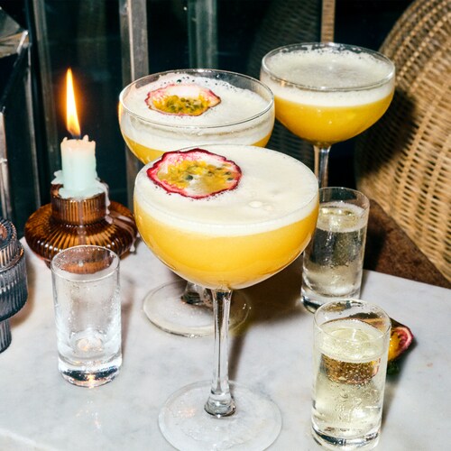 Passion Fruit Martini Recipe Absolut Drinks 