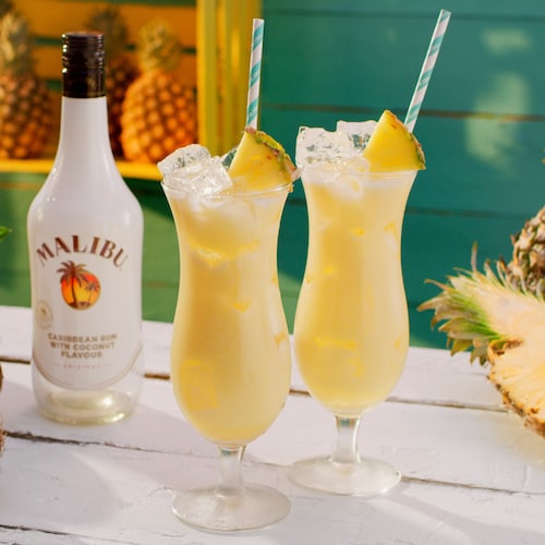 Malibu Piña Colada Recipe | Absolut Drinks