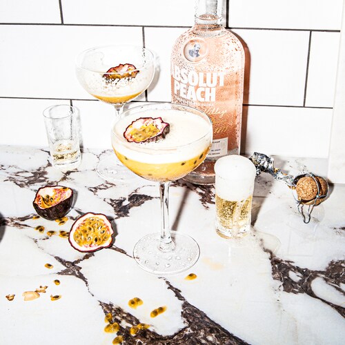 absolut peach passion star martini in environment