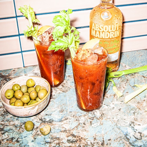 absolut mandrin bloody mary in environment