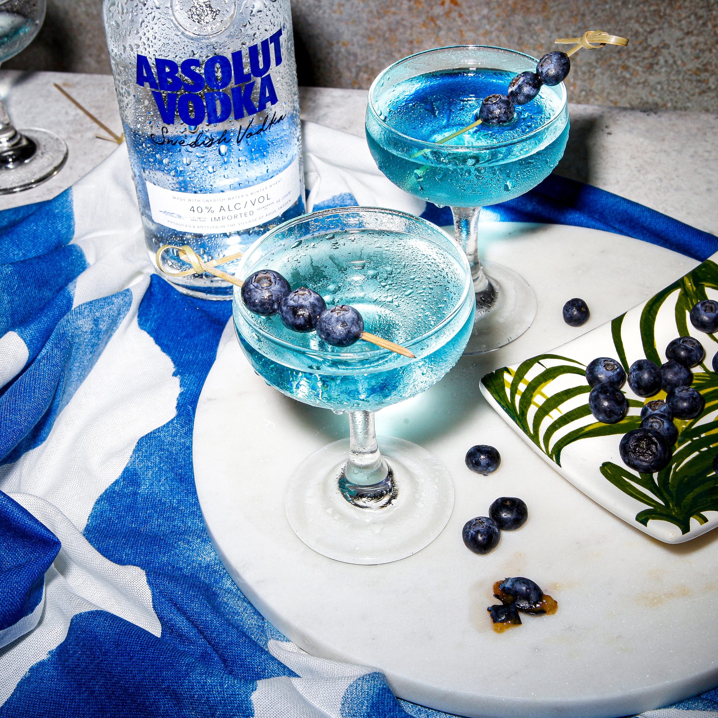 Blueberry Martini Ricetta | Absolut Drinks