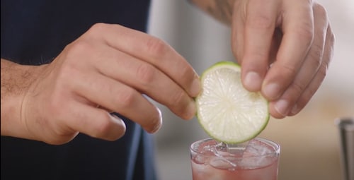 Garnish with a lime wheel.