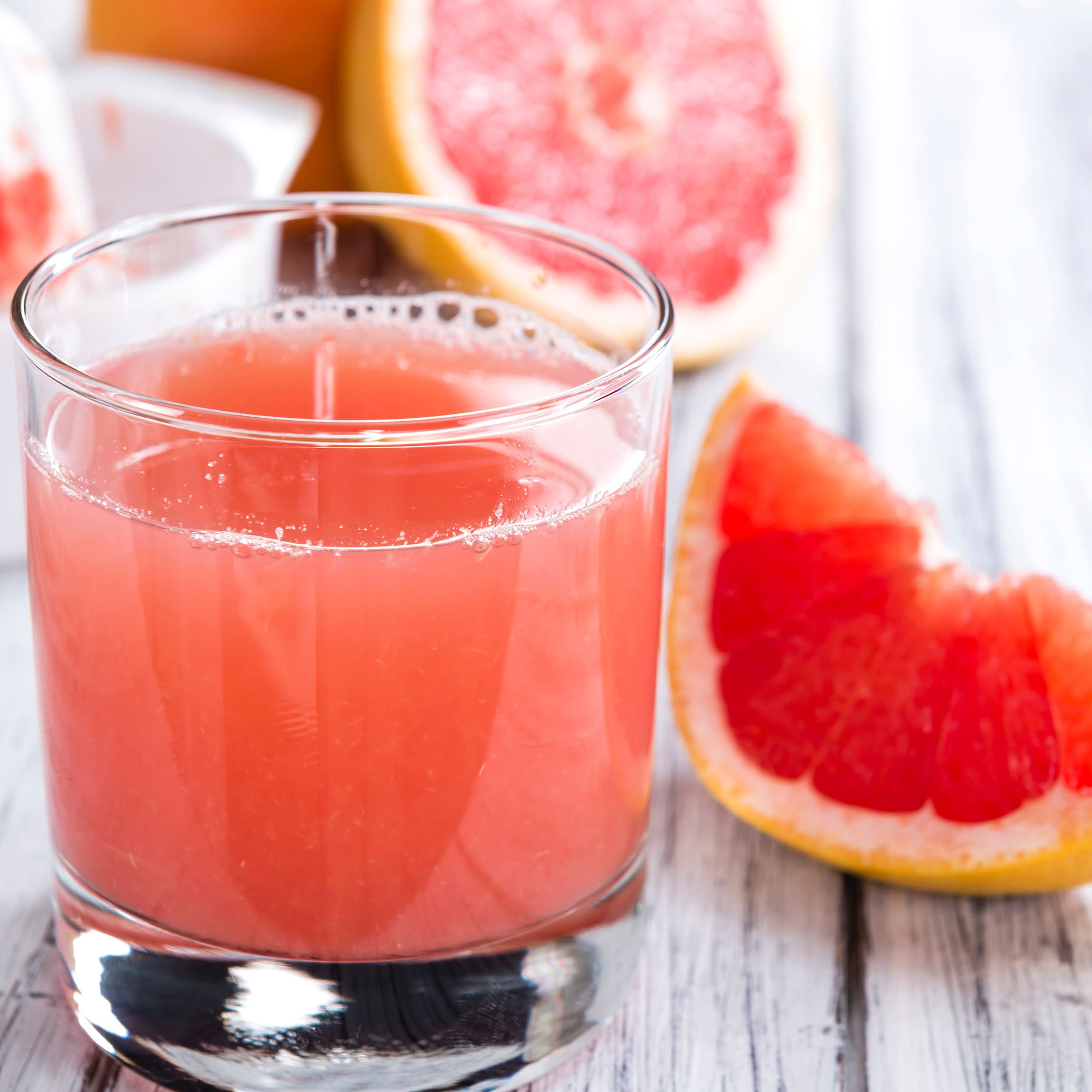 cocktail with grapefruit juice