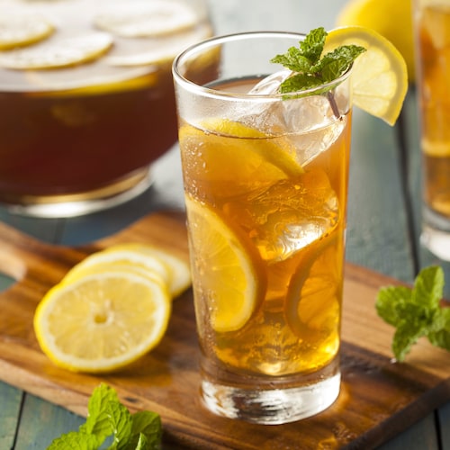 Drinks & Cocktails with Lemon Iced Tea | Absolut Drinks
