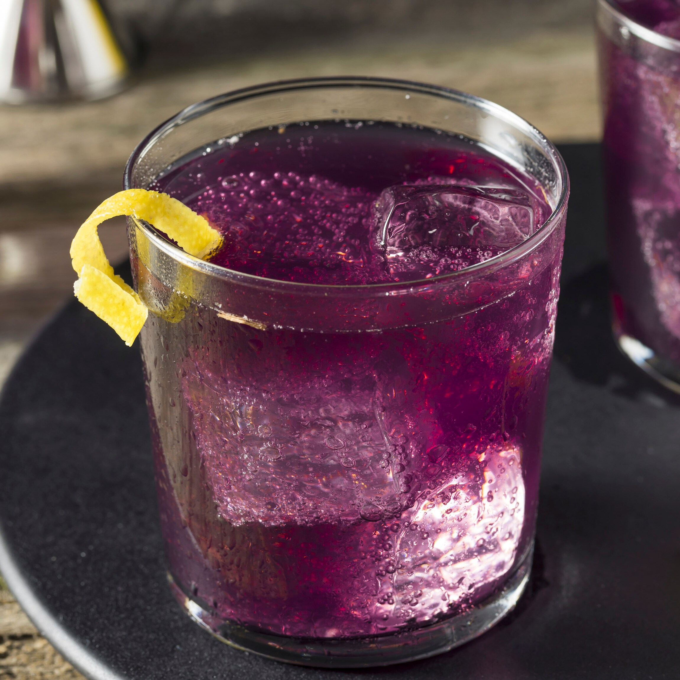 紫罗兰菲兹鸡尾酒图片