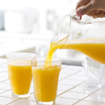 drinks & cocktails with orange juice sidebar image